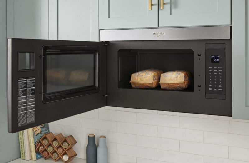 Whirlpool 1.1 Cu. Ft. Flush Mount Microwave with Turntable-Free Design - Image 4